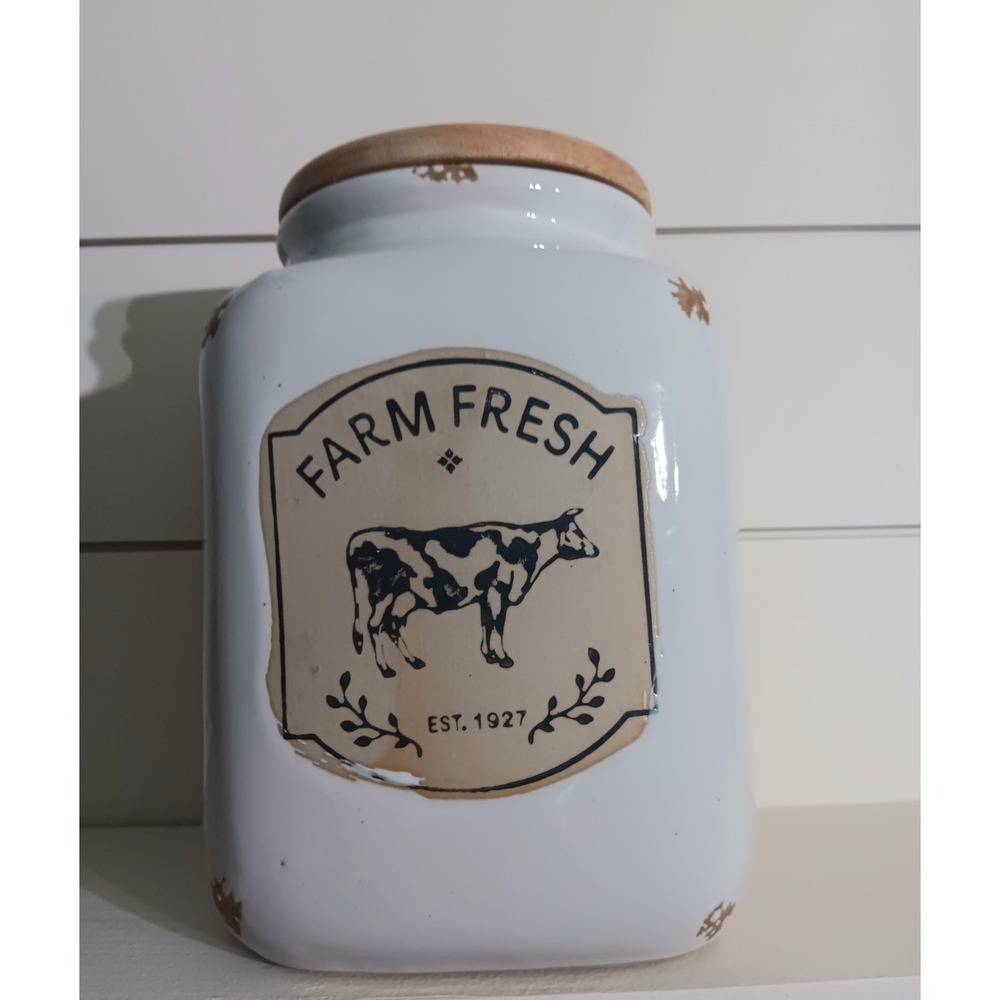 Farm Fresh Canister Earthen Ware Clay Ceramic Potter my/Country Wooden Lid
